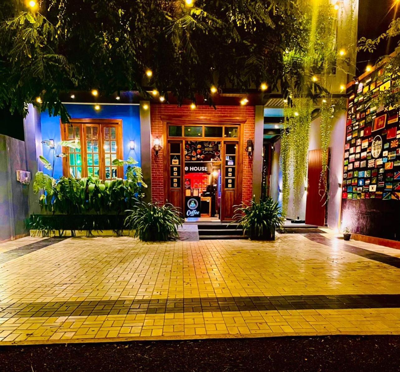 Hotel Coffee House Dambulla Exterior foto